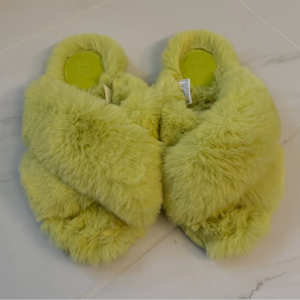 Stars Above Lime Fluffy Slippers